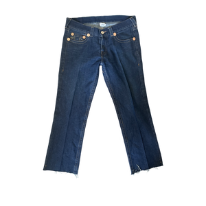 (36) Vintage True Religion Embroidered Jeans