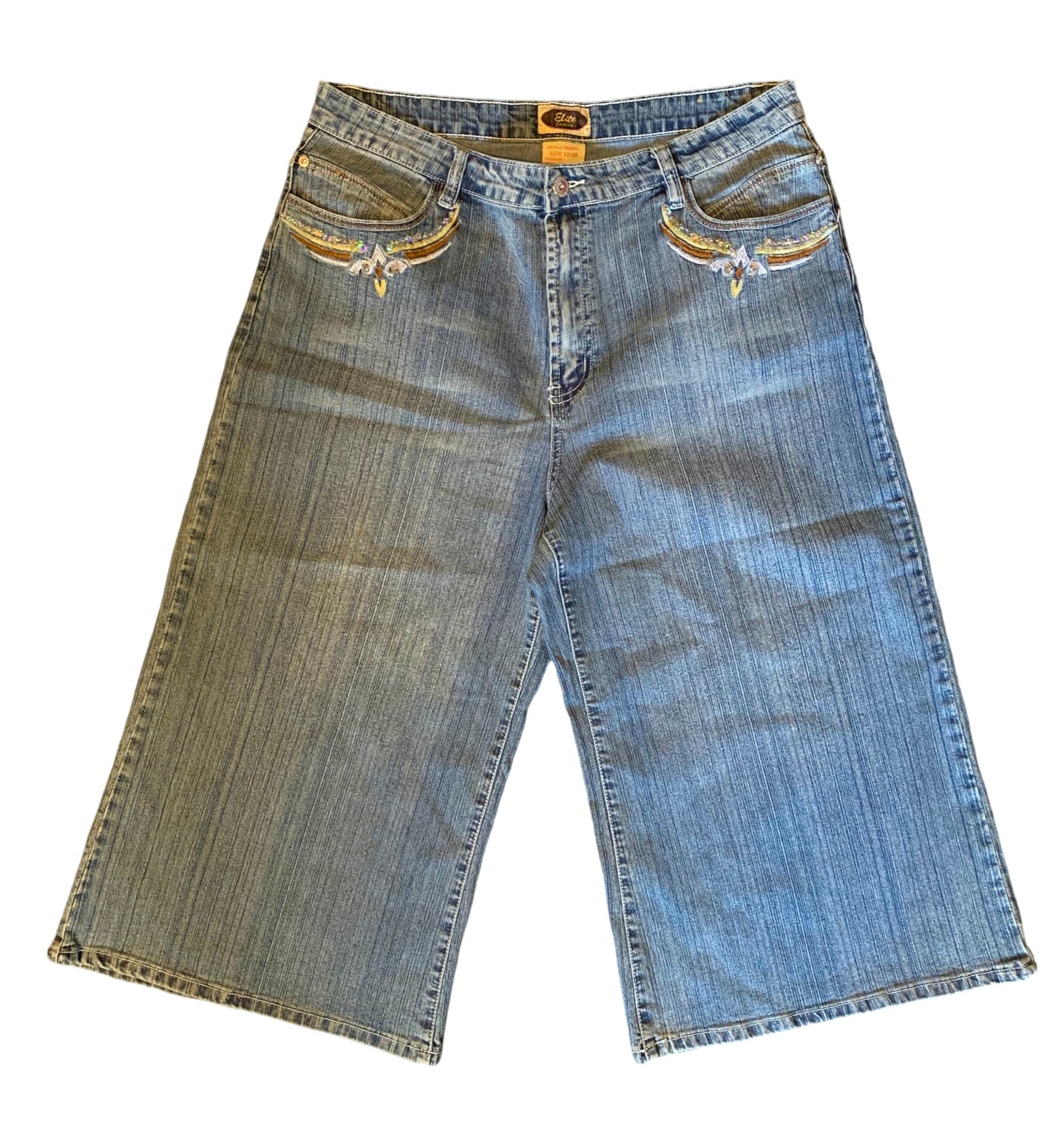 (38) Light Washed Jean Shorts