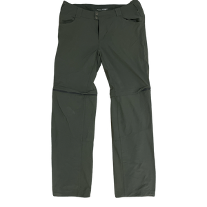 (12) Women’s Columbia Green Olive Sweats