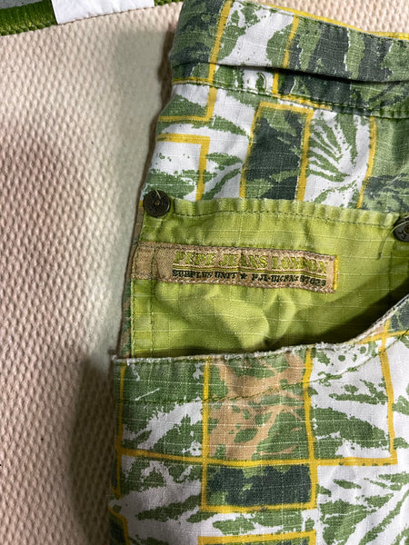 (40) Green Pattern Pepe Jean Shorts
