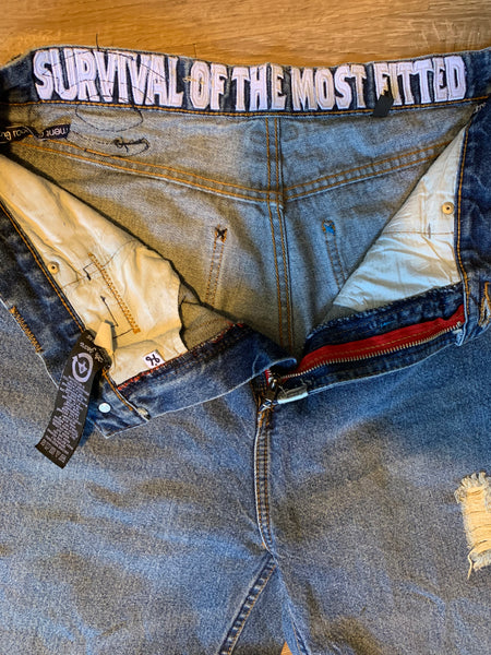 (36) LRG. ‘Survival of the Most Fitted’ Jeans