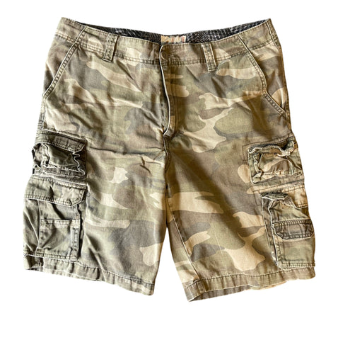 (38) Light Camo Shorts