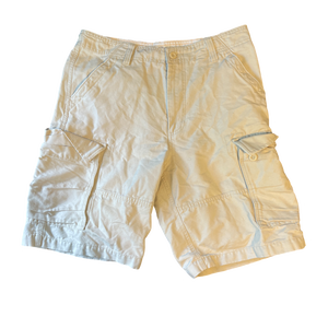 (32) White Cargo Shorts