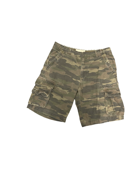 (36) Camo Cargo Shorts