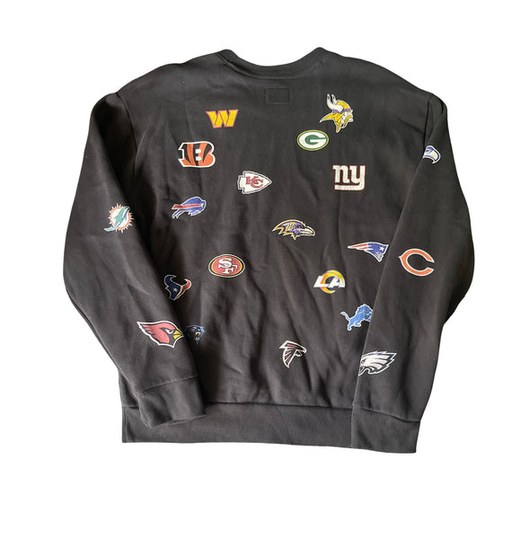 (L) NFL Team Logo Pullover