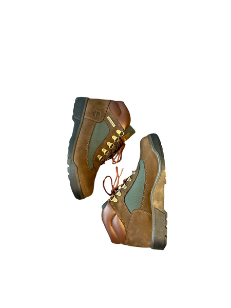 (Sz 5.5) Brown/Green Timbs