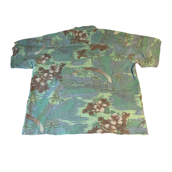 (XL) No Boundaries Graphic Button Up