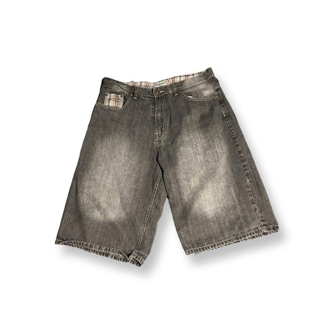 (36) Faded Black Indigo30 Jorts