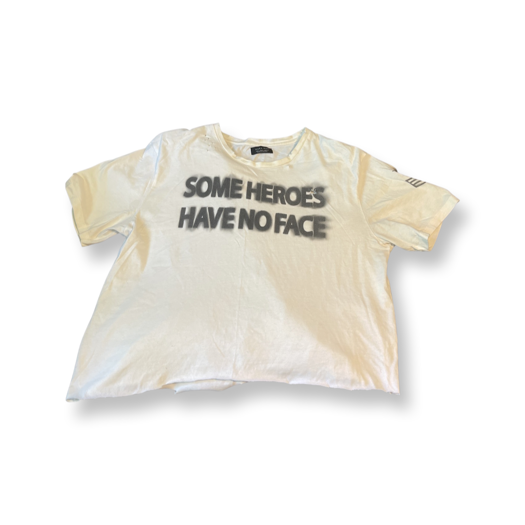 (L) “Some heroes have no face” Cropped Graphic Tee