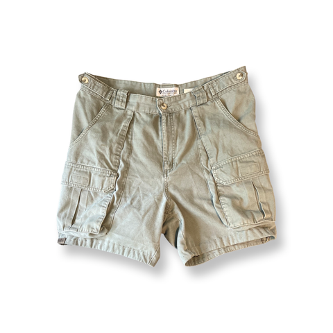 (34) Pale Green Columbia Cargo Shorts