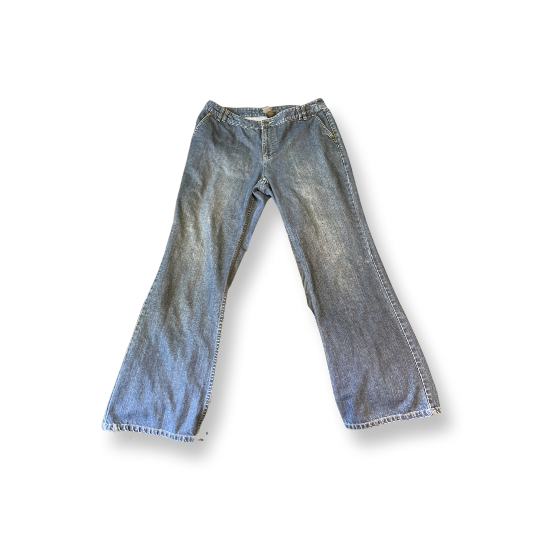 (12)Women’s Flower Bootcut Jean