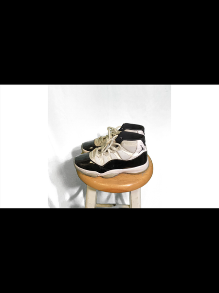 (Sz 8)  Concord 11s