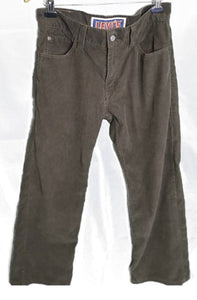 (32) Vintage Brown straight-fit Levi’s
