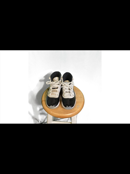 (Sz 8)  Concord 11s