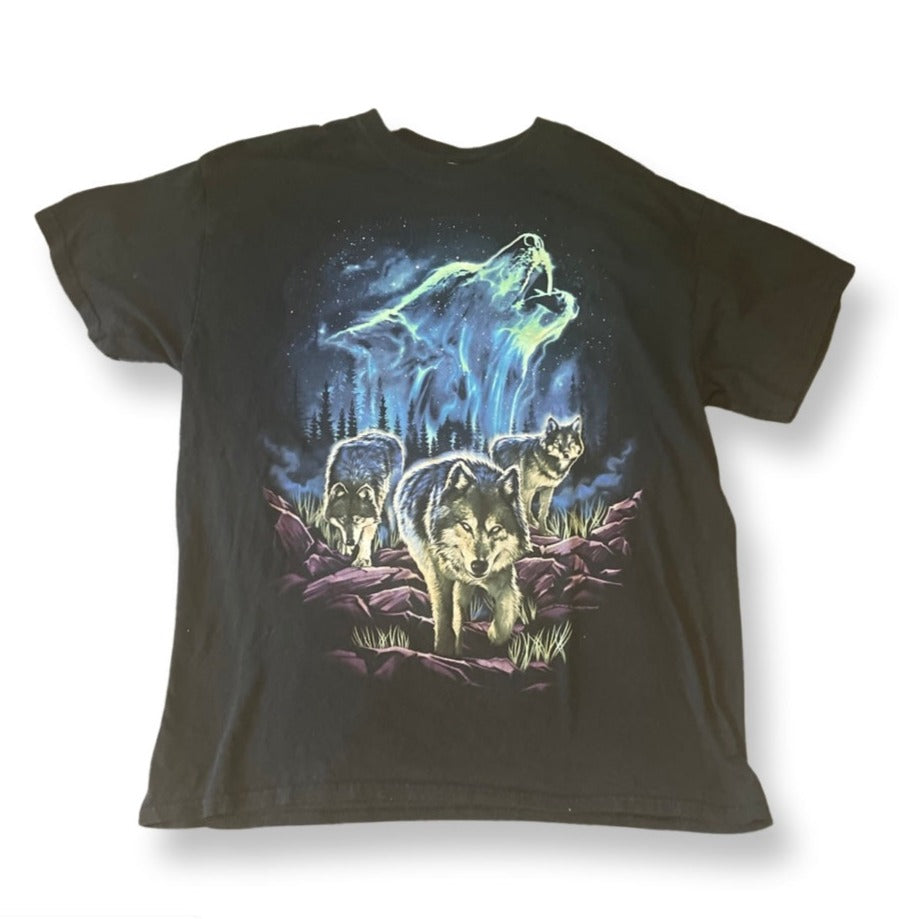 (L) Black Wolf Graphic Tee