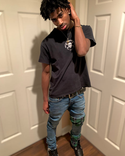 (L) Faded Black Pirates T-Shirt