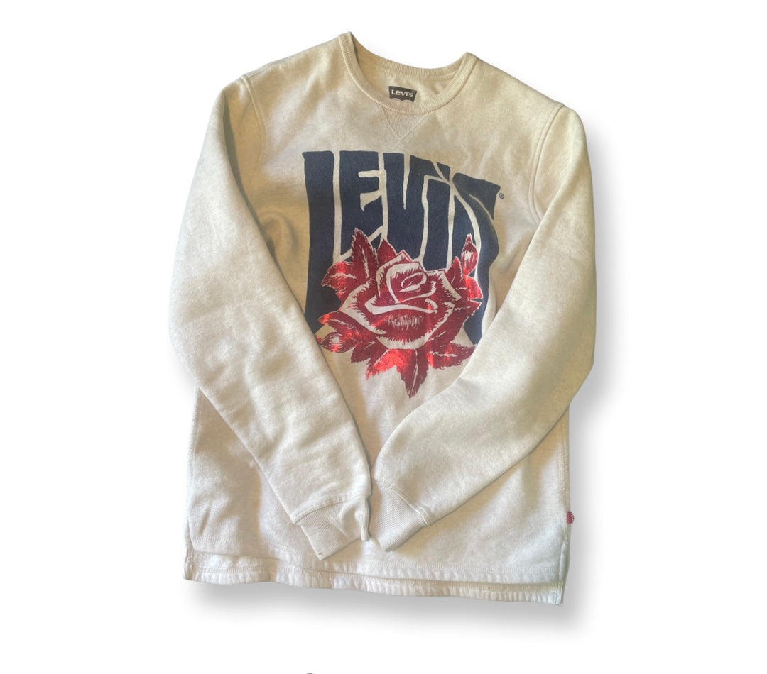 (L) White Levi’s Sweater