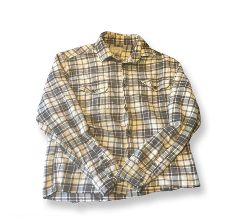 (M) Grey and Cream Cropped Flannel